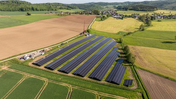Drohnen-Luftaufnahme: abgeschlossenes Projekt im Sauerland – freiwerk