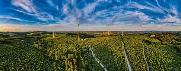 Drohnen-Luftaufnahme: Firmengelände im Sauerland – freiwerk