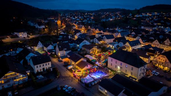 Drohnen-Luftaufnahme: Event von oben im Sauerland – freiwerk
